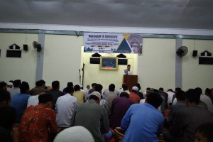 Tarawih Pertama Kampus dan Amanat Ramadan dari Rektor