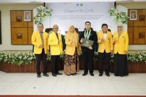 FK Unmul Gelar Pengambilan Sumpah Dokter, Spesialis Bedah Angkatan Pertama Dilantik