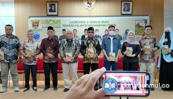 Peluncuran Buku Sejarah Islam di Kalimantan Timur, Abdunnur: Jadi Referensi Universitas KUUB